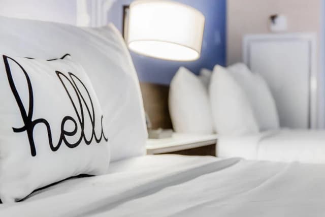 Cambria Hotel Chicago Loop - Theatre District-Standard Room, 2 Queen Beds, Non Smoking (Larger Room)-10