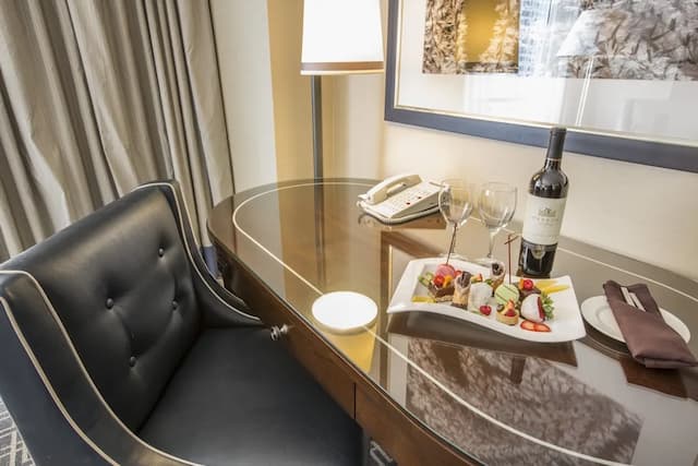 옴니 로스앤젤레스 호텔 앳 캘리포니아 플라자-룸, 퀸사이즈침대 2개 (Premier View)-4