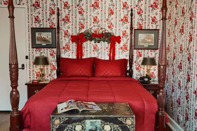 希爾頓伊凡斯頓研究生飯店-客房, 1 張加大雙人床 (Home Alone Room)-2