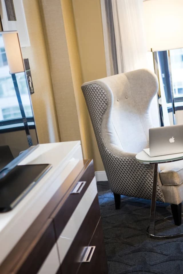 Renaissance Chicago Downtown Hotel-Room, 2 Queen Beds-2