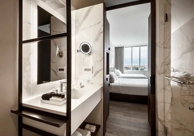 中城酒店-豪華客房, 2 張加大雙人床-9