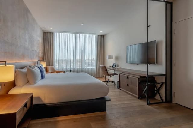 中城酒店-豪華客房, 1 張特大雙人床-12