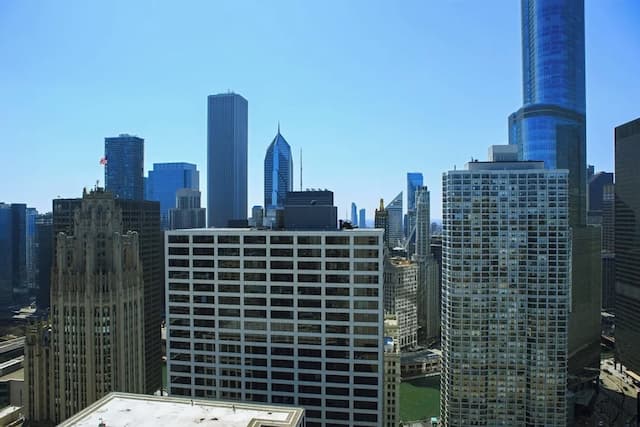 Chicago Marriott Downtown Magnificent Mile-Suite, 1 Bedroom, City View-2