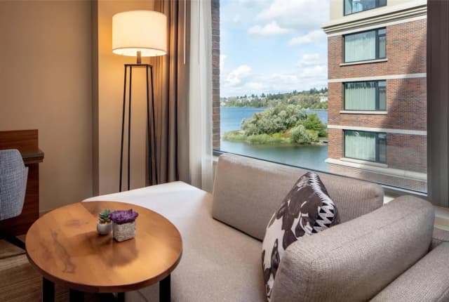 Hyatt Regency Lake Washington at Seattle’s Southport-Room, 1 King Bed, Lake View (Partial)-1