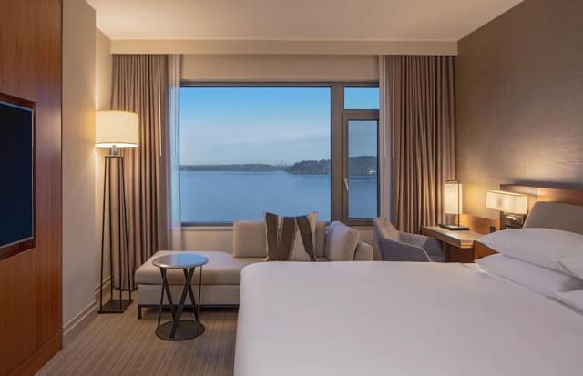 Hyatt Regency Lake Washington at Seattle’s Southport-Room, 2 Queen Beds, Lake View-9