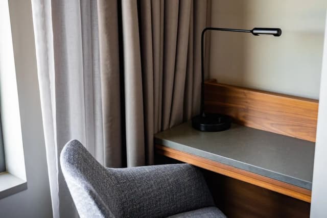 Hyatt Regency Lake Washington at Seattle’s Southport-Executive Suite-3