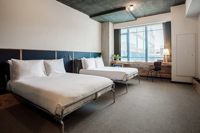 艾蜜莉飯店-豪華客房, 2 張標準雙人床 (Deluxe Double)-1