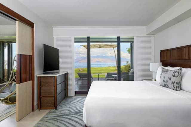 Wailea Beach Resort - Marriott, Maui-Suite, 1 King Bed, Oceanfront (Sundeck, Ground floor)-9