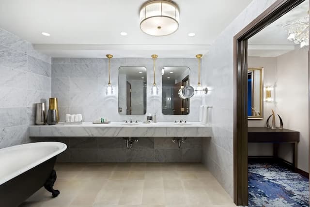 New York Hilton Midtown-总统套房, 1 张特大床 (Hearing)-8