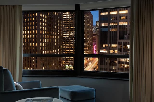 New York Hilton Midtown-客房, 1 张特大床-4