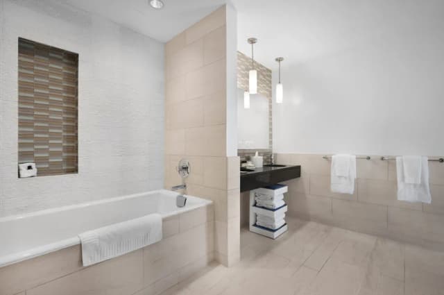 Ink 48 Hotel-Suite (Hudson)-12