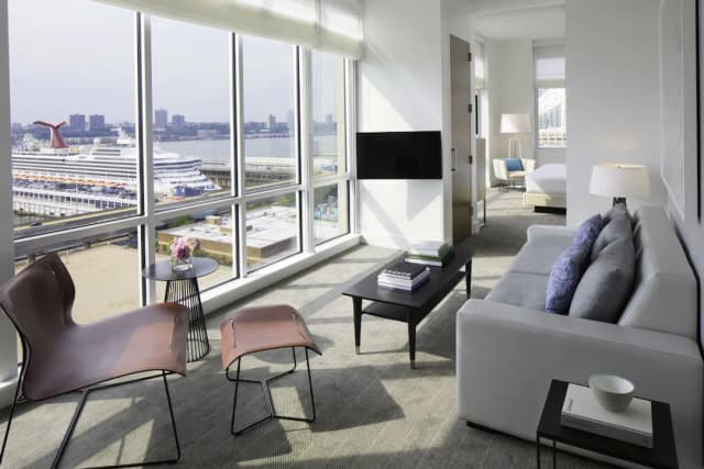 Ink 48 Hotel-Suite (Hudson)-4