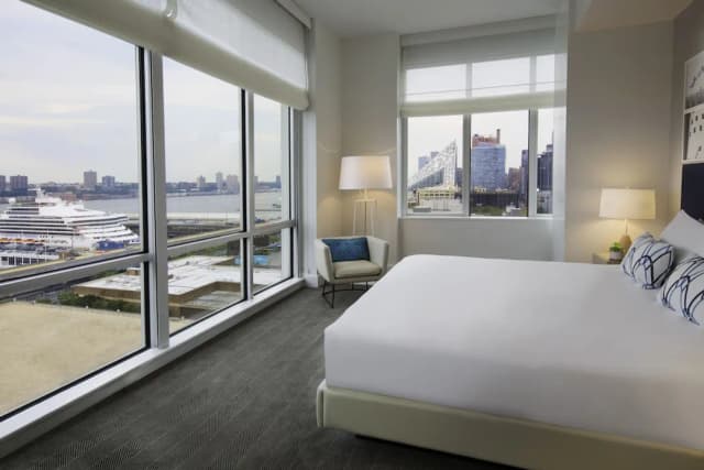 Ink 48 Hotel-Suite (Hudson)-8