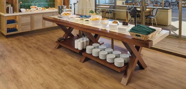 奧瑞格威基基珊瑚礁海灘度假村飯店-俱樂部客房, 1 張特大雙人床, 海濱-5