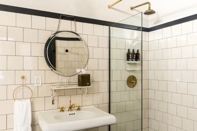 紐約艾斯飯店-豪華客房, 1 張特大雙人床 (Medium King)-6