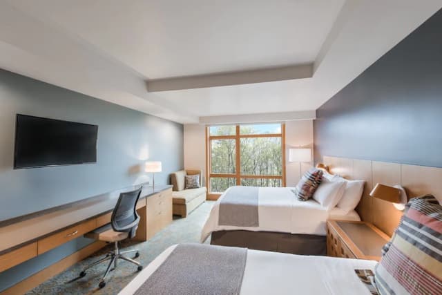 Cedarbrook Lodge-华丽客房, 2 张大床-1