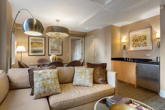 옴니 버크셔 플레이스-스위트, 킹사이즈침대 1개 (Cathedral)-1