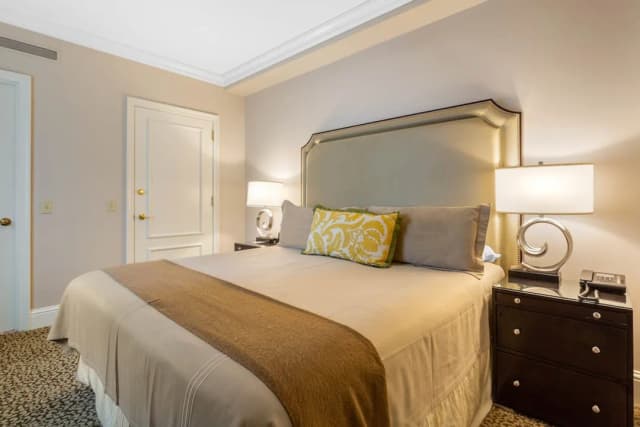 옴니 버크셔 플레이스-스위트, 킹사이즈침대 1개 (Rockefeller)-4