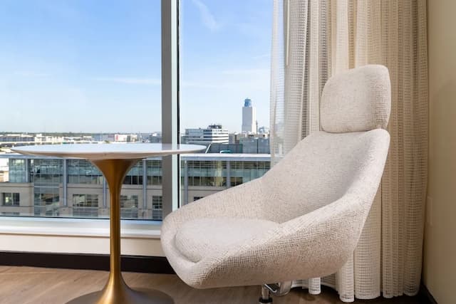 The Moran CITYCENTRE-Classic Studio Suite, 1 King Bed, Accessible, Non Smoking (Junior)-2