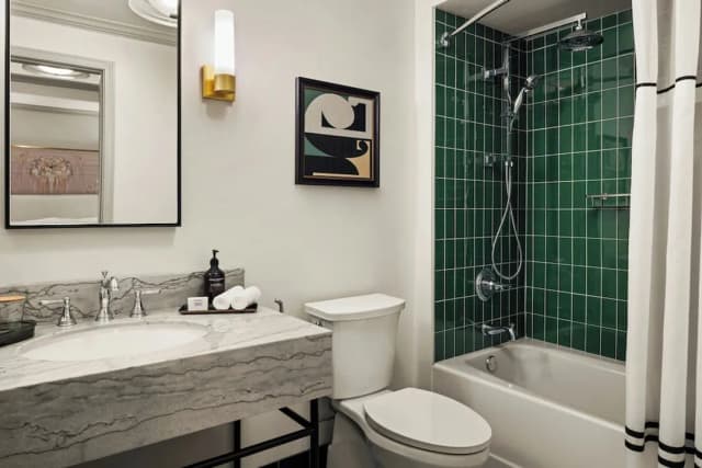 The Talbott, Autograph Collection-Room, 1 King Bed-5