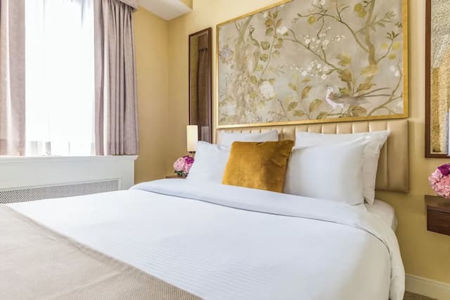 Warwick Allerton - Chicago-Standard Room-1