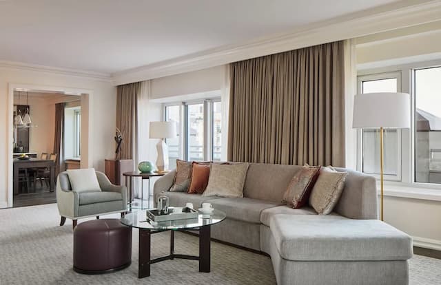 Four Seasons Hotel Chicago-Suite, 1 Bedroom-5
