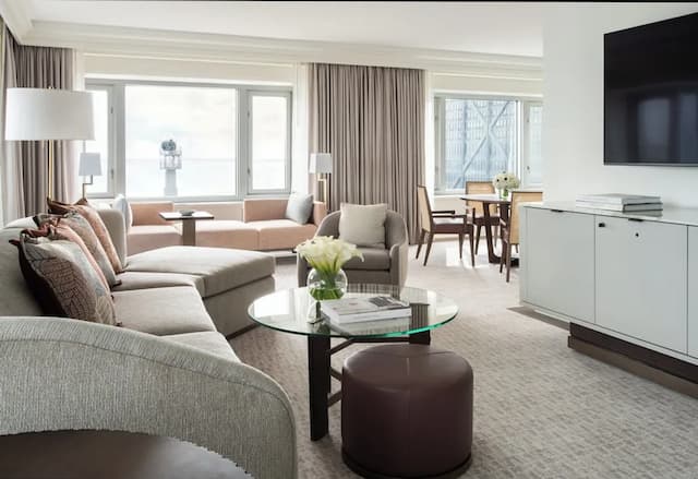 Four Seasons Hotel Chicago-Deluxe Suite, 1 Bedroom-4