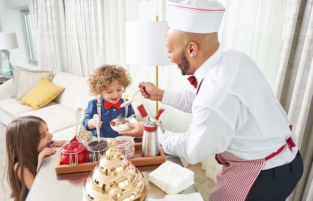 Four Seasons Hotel Chicago-Deluxe Suite, 1 Bedroom-8