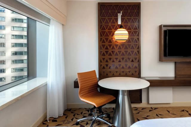 Sheraton Grand Seattle-Room, 1 King Bed-4