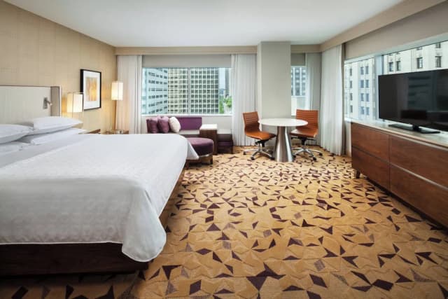 西雅圖喜來登大酒店-豪華客房, 1 張特大雙人床, 城市景-9