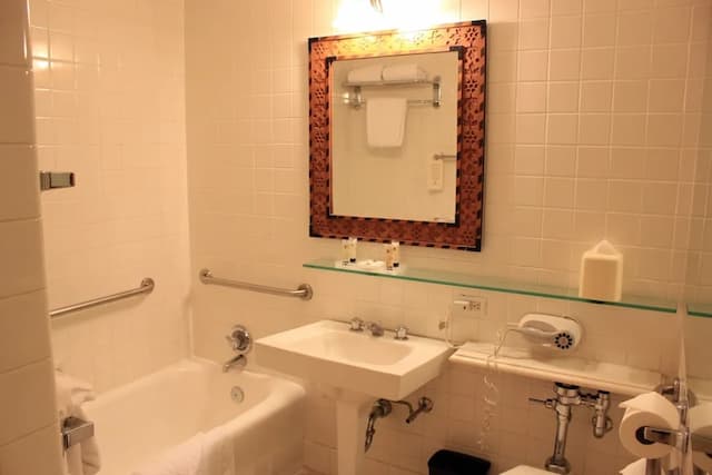 洛杉磯比特摩爾千禧酒店-休閒客房, 1 張特大雙人床-6