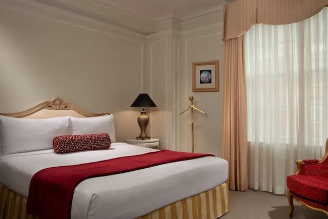 洛杉磯比特摩爾千禧酒店-行政客房, 1 張特大雙人床, 無障礙, 私人浴室-4