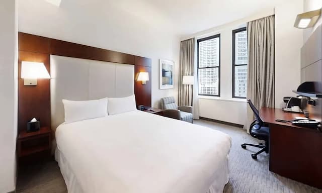 河畔酒店-高級客房, 河景-1