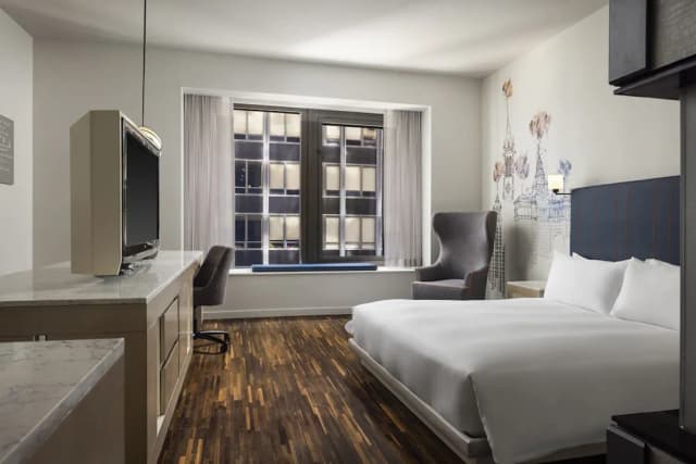 Hyatt Centric Wall Street New York-Room, 1 King Bed-4