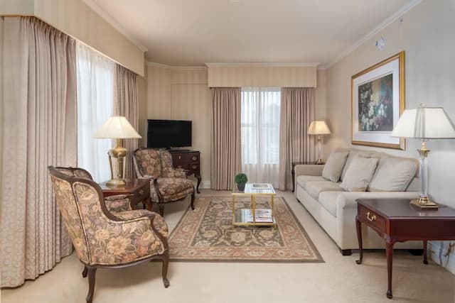 Mayflower Park Hotel-套房, 1 张大床 (Corner Suite)-1