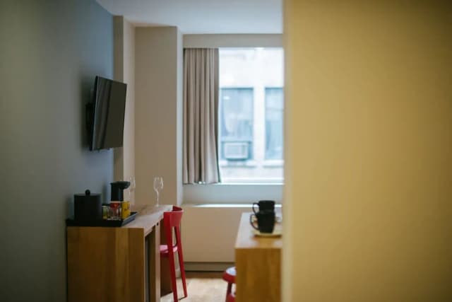 32 32 飯店-標準開放式客房, 廚房 (Full bed)-5