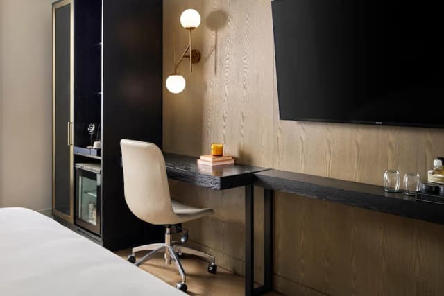 Arlo Chicago-客房, 1 张特大床-1