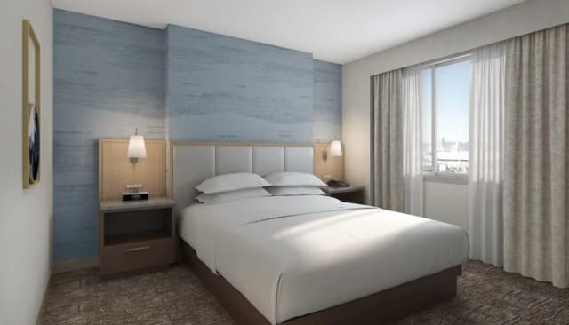 Hilton Santa Monica Hotel & Suites-Suite, 1 Bedroom (1 King Bed)-2