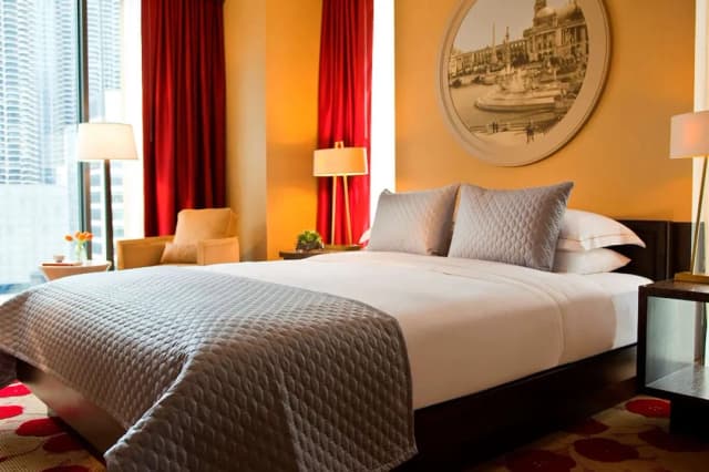 芝加哥河北皇家索內斯塔酒店-豪華客房, 1 張特大雙人床, 無障礙, 城市景 (Tub)-1