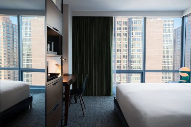 Renaissance New York Chelsea Hotel-Room, 1 King Bed, City View, Corner-2