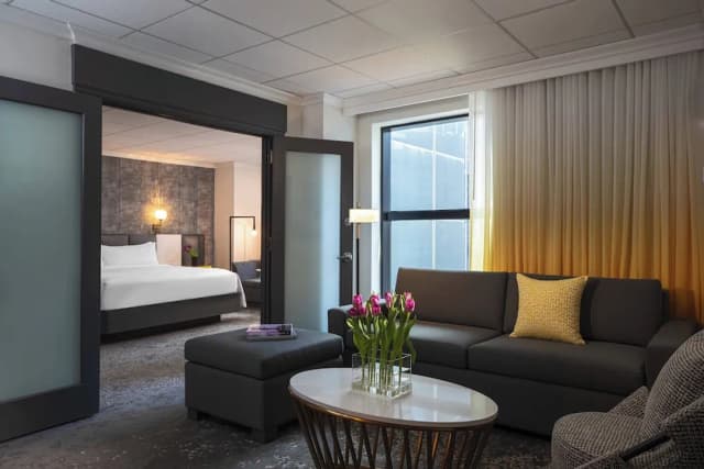 Renaissance New York Times Square Hotel by Marriott-Executive Suite, 1 Bedroom, City View-1