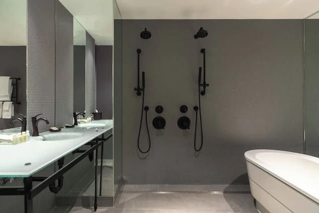 ルネッサンス ニューヨーク タイムズスクエア ホテル バイ マリオット-ルーム キングベッド 1 台 テラス-18