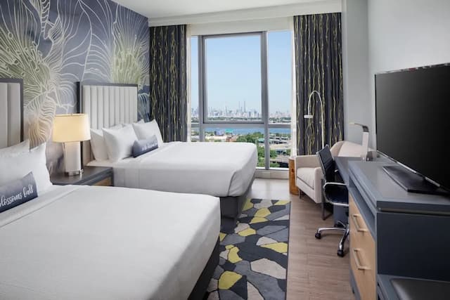 法拉盛英迪格飯店 - 拉瓜迪亞-標準客房, 2 張加大雙人床 (Manhattan View)-1