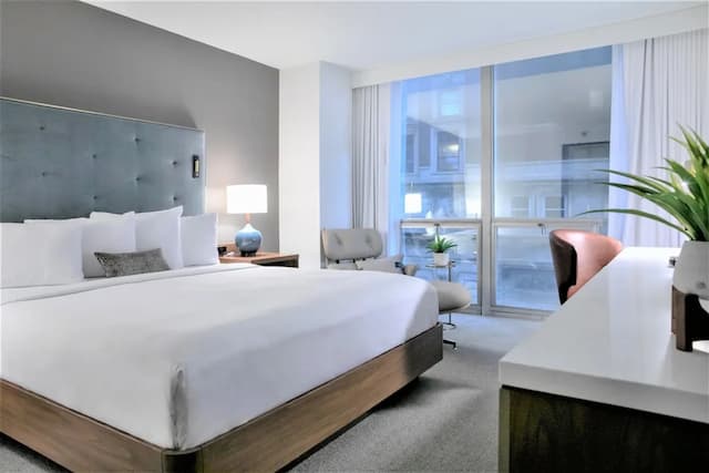 Le Méridien Essex Chicago-华丽客房, 1 张特大床-8