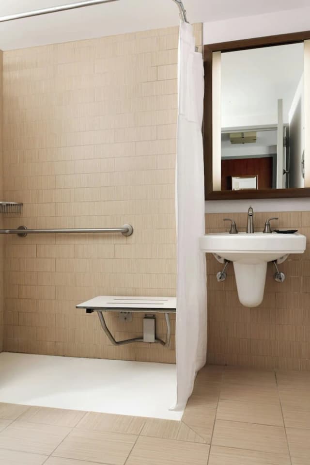 Sheraton Tribeca New York Hotel-Room, 1 King Bed-6