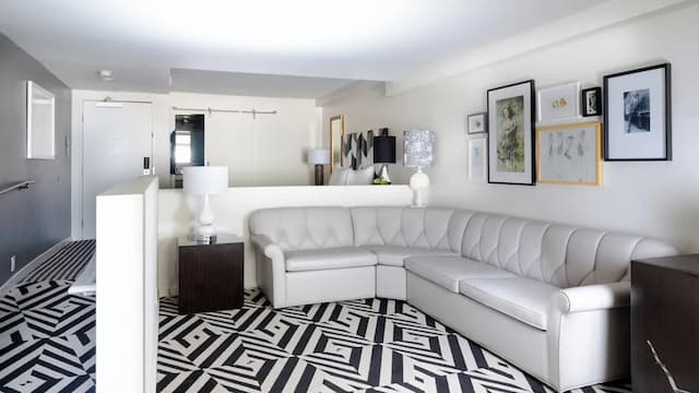 체임벌린 웨스트 할리우드-프리미어 스위트, 킹사이즈침대 1개, 롤인 샤워 시설-7