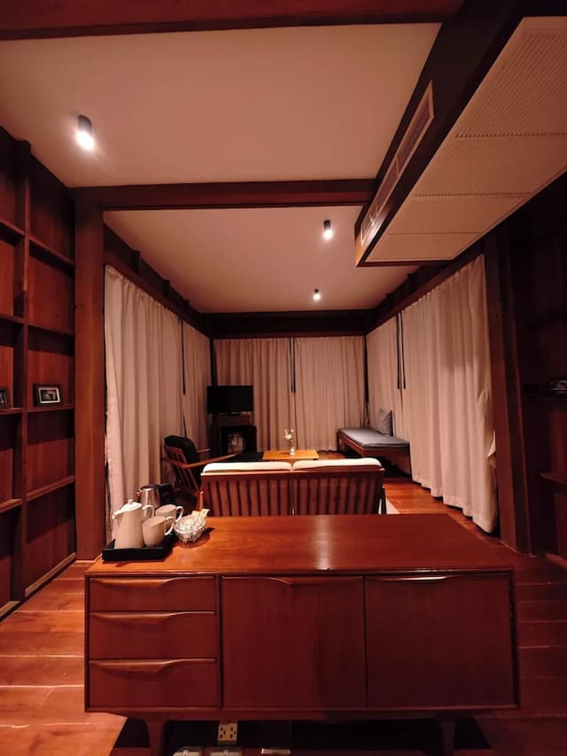 曼谷蓮區晨恩酒店-Junior Suite Canal view-3