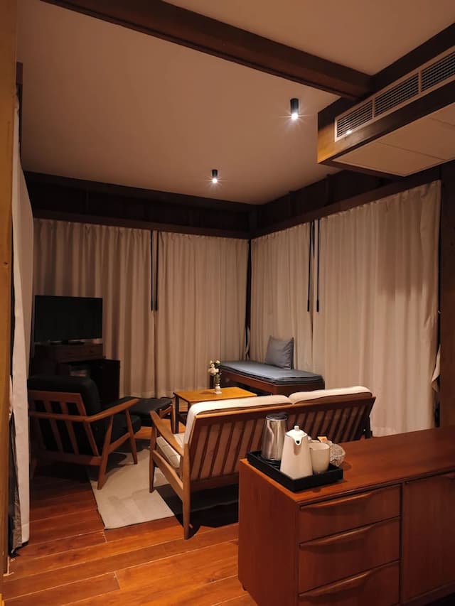 曼谷蓮區晨恩酒店-Junior Suite Canal view-4