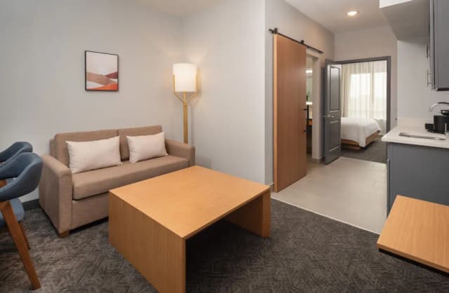 DoubleTree by Hilton Houston Westchase-Suite, 1 King Bed, Accessible (Roll-In Shower)-2