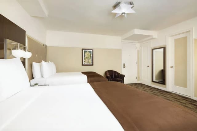 NEW YORKER BY LOTTE HOTELS-Metro Room, 2 Double Beds-2